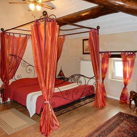 Le Chateau Des Estubiers Bed and Breakfast Sérignan-du-Comtat Zewnętrze zdjęcie